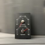 Melns pirts termometrs un higrometrs